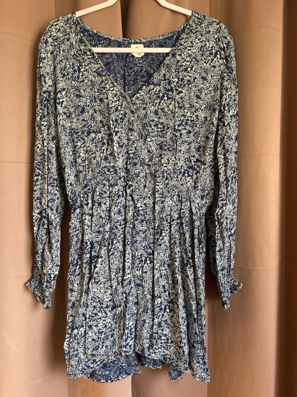 O'Neill Navy and White Floral V-Neck Tunic Dress